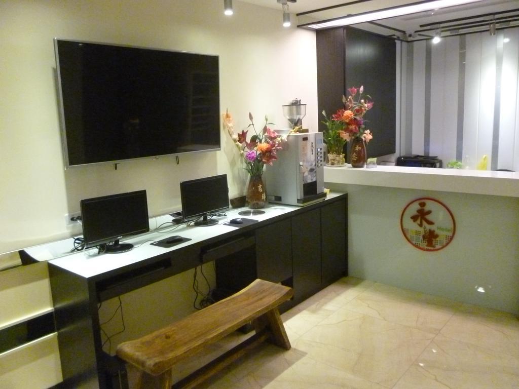 Yung Feng Hotel Chilung Exteriör bild